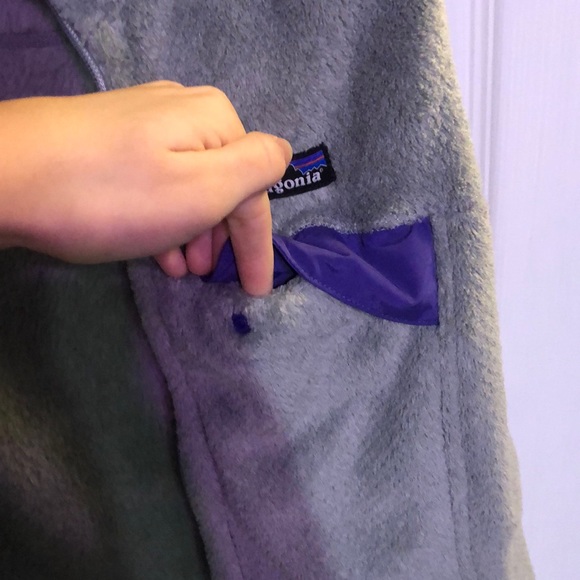 A grey and purple Patagonia vest. - Picture 3 of 4